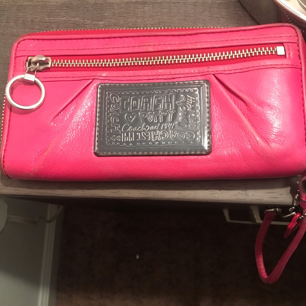 Hot pink coach poppy wallet